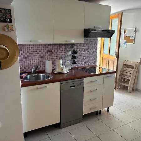 Cozy Place On The Apartment Trogir