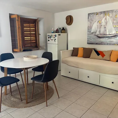 Cozy Place On The Διαμέρισμα